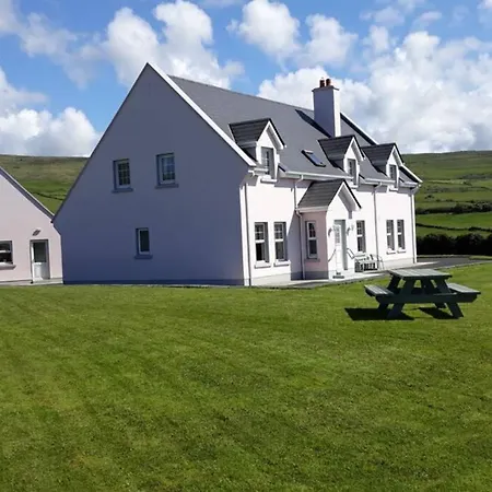 Seacoast Chalet, Fanore, Wild Atlantic Way * Fanore