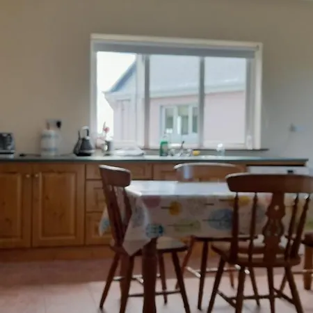 Daire Seacoast Chalet, Fanore, Wild Atlantic Way